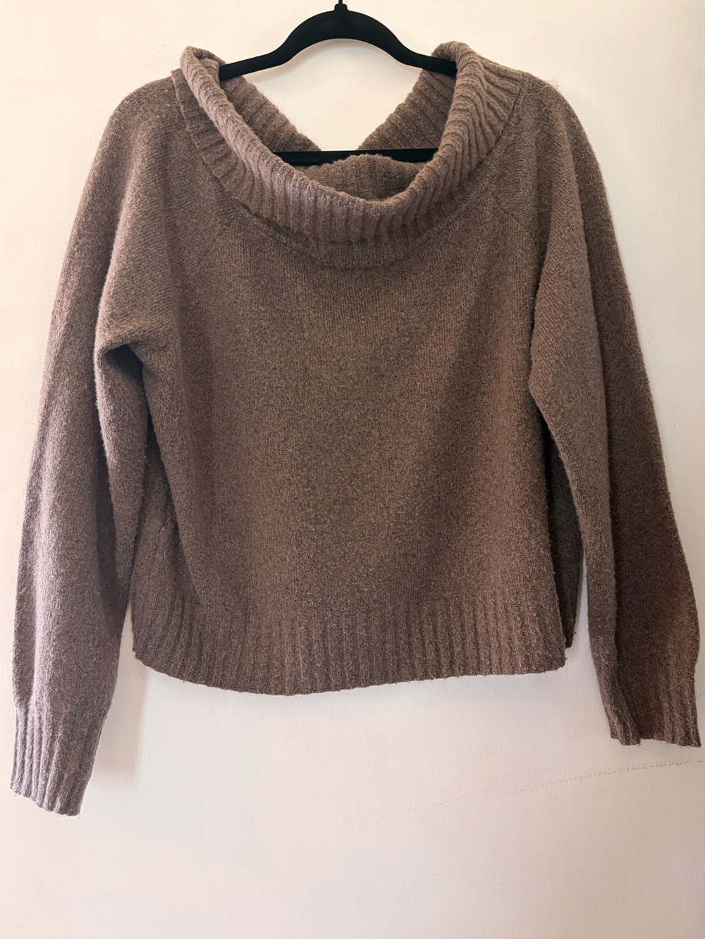 Hollister Brown Cowl Neck Pullover Sweater Large